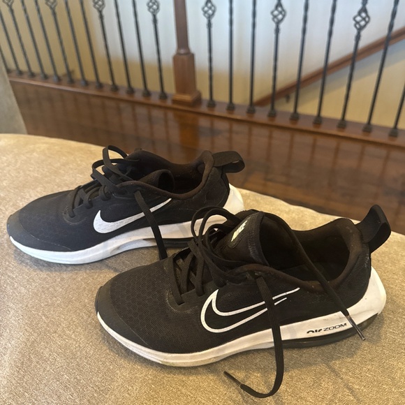Nike Air Zoom Pegasus - Picture 3 of 5